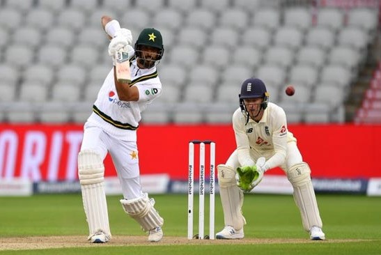 Pakistan set 277 runs target on board in first test match against England