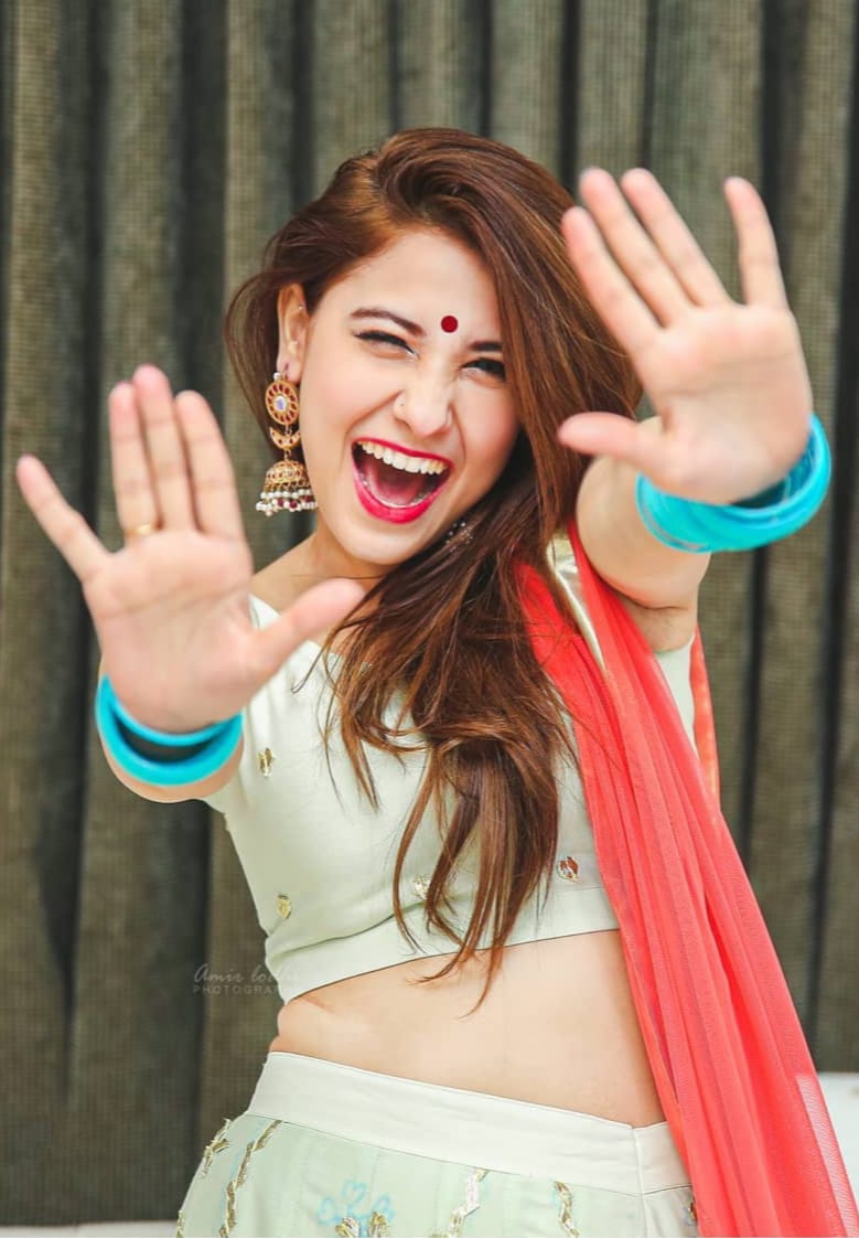 Pakistani Hot Actress