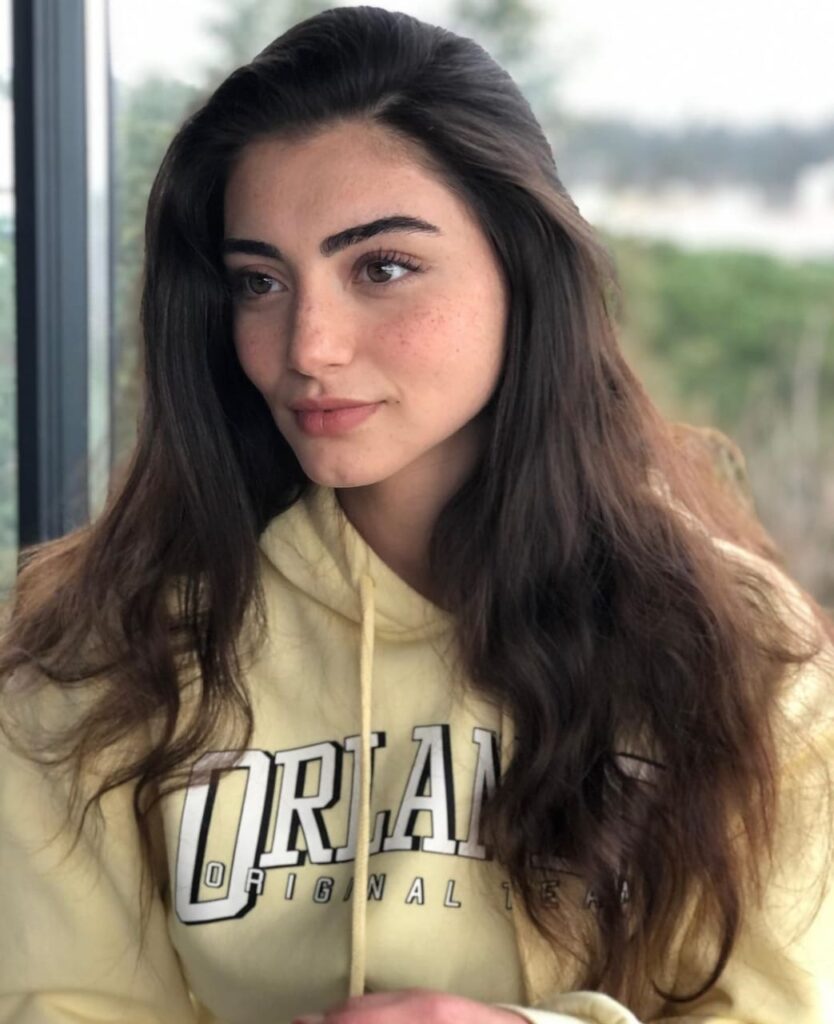 Özge-Törer-aka-Bala-Hatun
