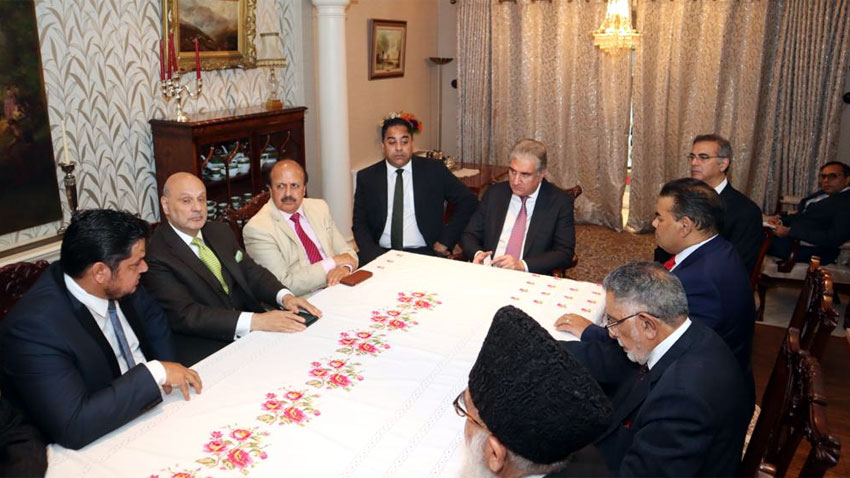 FM Qureshi asks British Pakistani community to to expose HR abuses in IIOJ&K