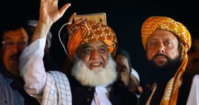 Maulana-Fazlur-Rehman-karachi