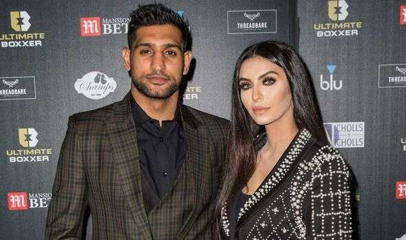 Boxer Amir Khan robbed off his Rs20 million watch at gunpoint in London