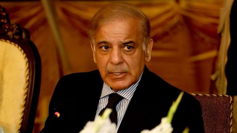 Shehbaz Sharif directs to reduce load shedding in Pakistan by May