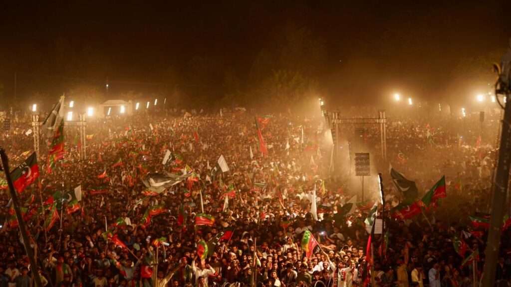 imran-khan-attock-jalsa-pictures