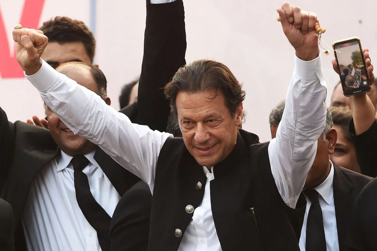 I will lead the long march from Rawalpindi myself: Imran Khan