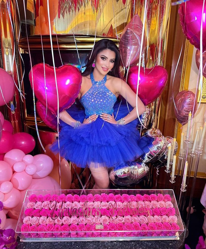 Urvashi-Rautela-29th-Birthday