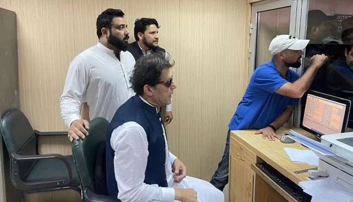 Imran-Khan-transferred-to-NAB-Rawalpindi