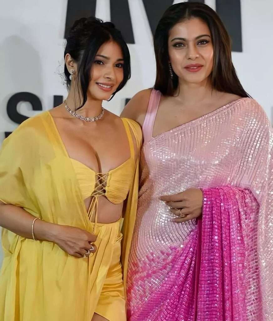 Kajol and Tanishaa Mukerji at Manish Malhotra’s fashion show, The Bridal Couture 2023