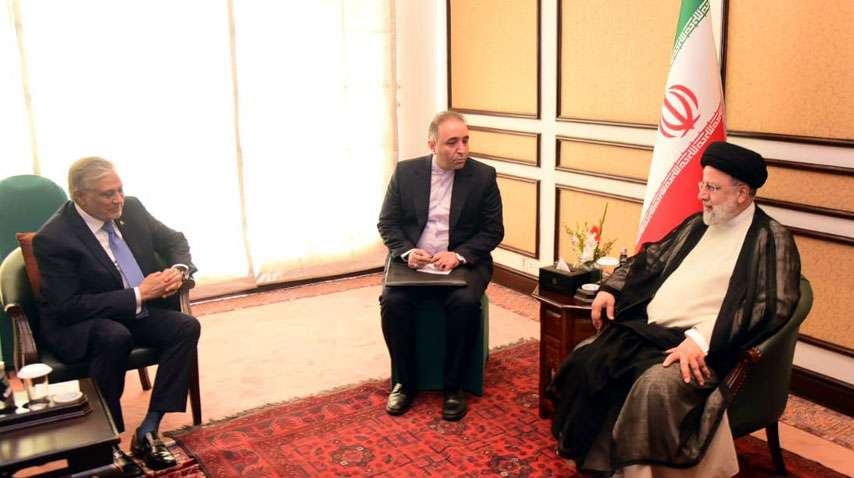 FM Dar and Iranian President Raisi discusses regional issues